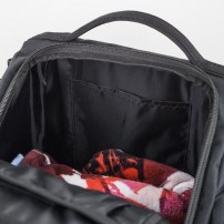 luxury-bag-07-upper-pocket_720x